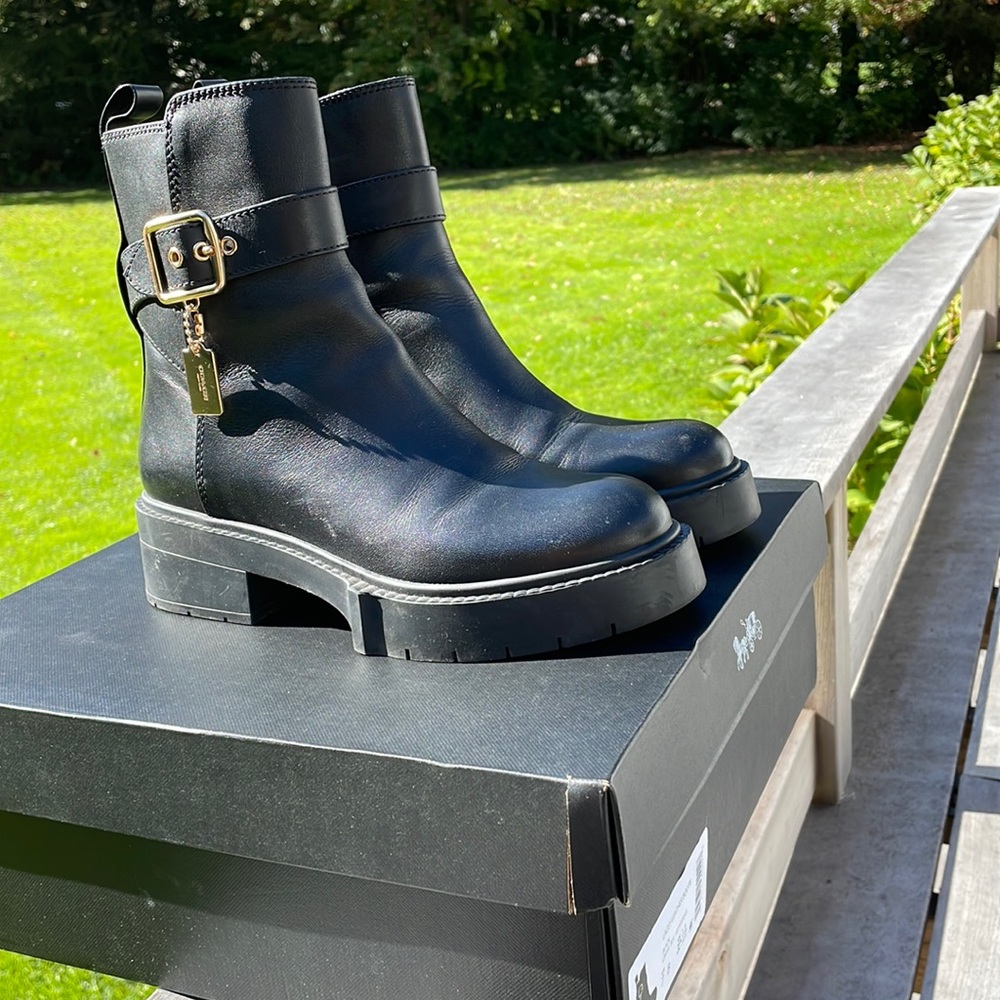 Coach  lacey leather black bootie 7B new in the box